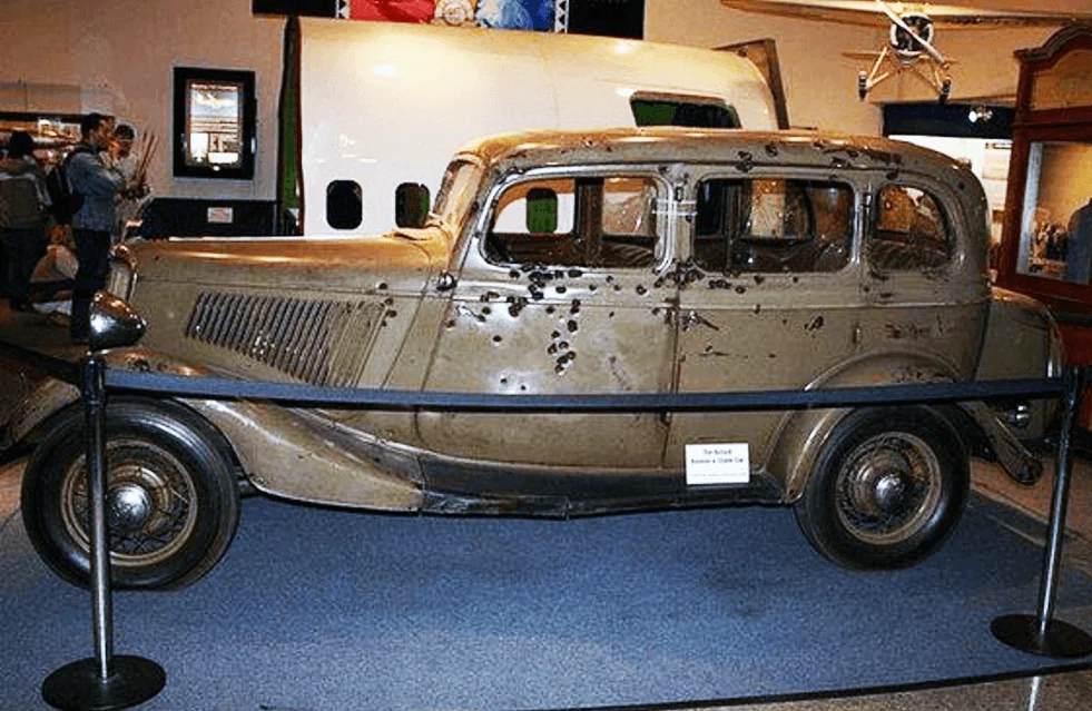 bonnie and clyde car